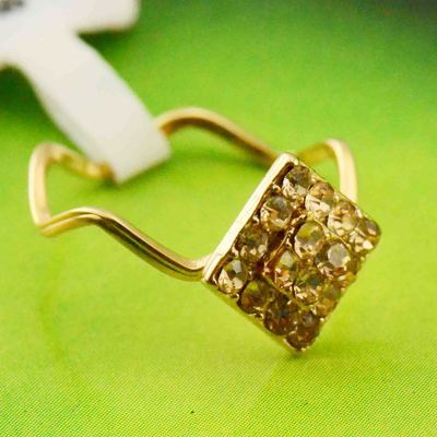 沈陽市五愛唯美嘉琪首飾商行 廠家直銷紅蘋果專柜合金首飾，尊享批發(fā)價